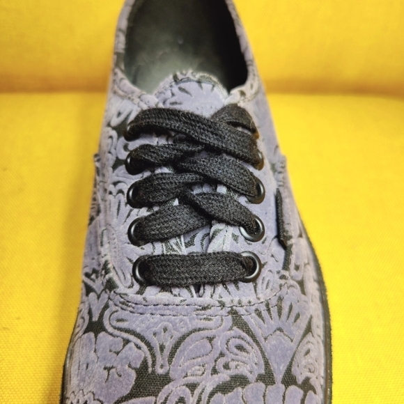 VANS Authentic Velvet Sidewall Wrapped Grey Unisex Sneakers Women's 8.5 Men's 7 - Picture 6 of 10